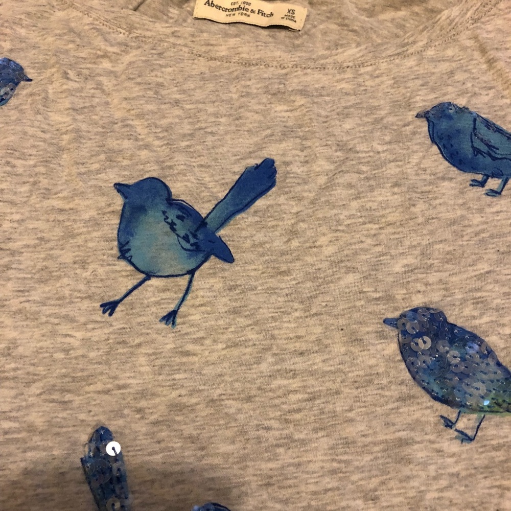 Grey graphic tee - Picture 3 of 3
